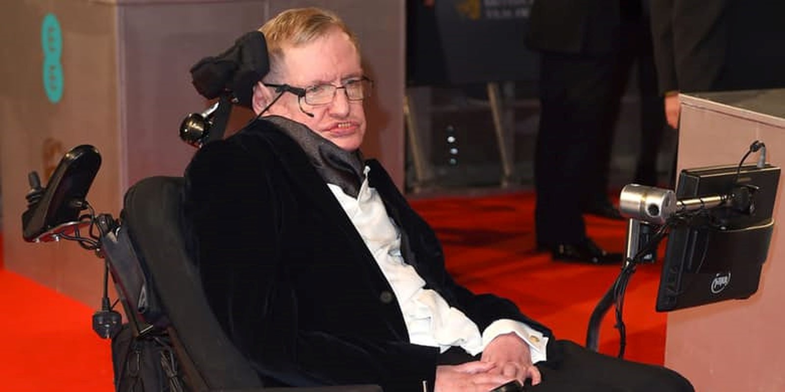 View -             Cảnh báo đáng lo ngại về người ngoài hành tinh của Stephen Hawking    