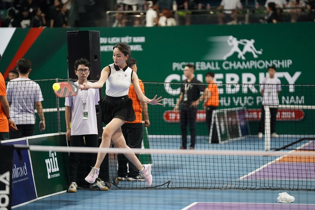 View -             Sao làng giải trí hào hứng tham dự Giải Pickleball Celebrity Championship 2024    