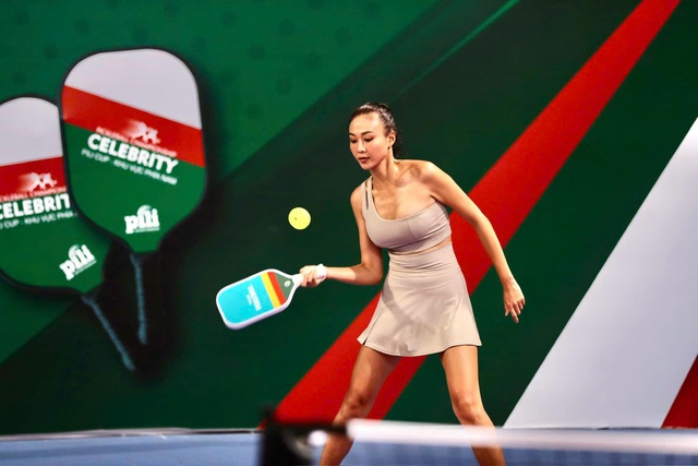 View -             Sao làng giải trí hào hứng tham dự Giải Pickleball Celebrity Championship 2024    