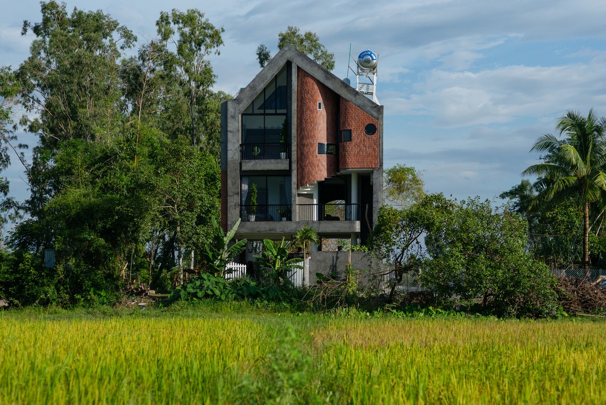 View -             Báo Mỹ ca tụng ngôi nhà chống lũ độc đáo ở Đà Nẵng    