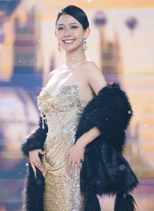 View -             Đọ sắc dàn thí sinh cao 1m8 ở Miss Universe Vietnam 2024    