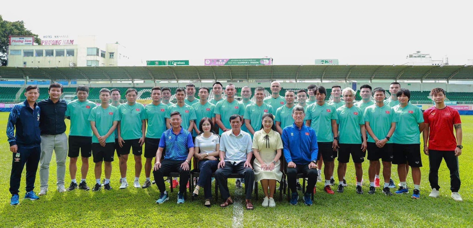 View -             Sau thời gian ở ẩn, Lê Công Vinh hé lộ con đường học hành    