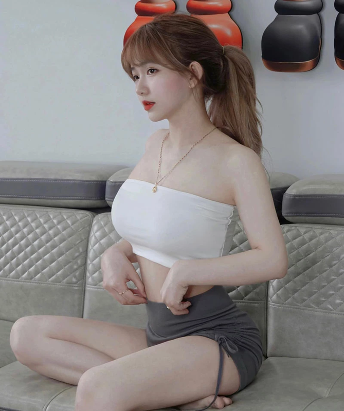             Lý do 'hot girl mét rưỡi' sở hữu hơn 1,4 triệu fan    