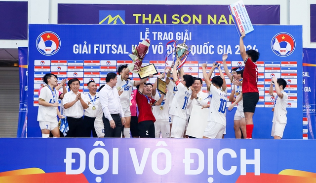             U20 futsal VĐQG: Thái Sơn Bắc biến Sài Gòn Titans TP HCM thành cựu vương    