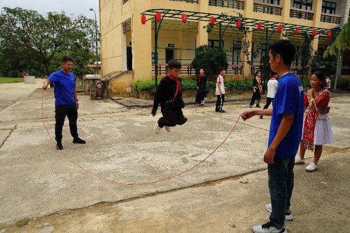             Mang Trung thu ấm áp đến trè em mọi miền    