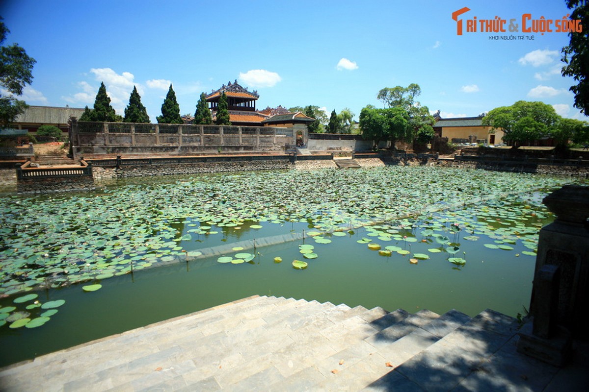 View -             Những công trình độc lạ vua Bảo Đại cho xây trong Hoàng thành Huế    