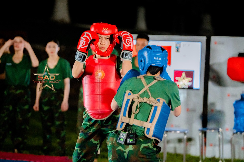 View -             Tập 7 Sao nhập ngũ 2024: Thùy Tiên ngất xỉu; MisThy đứng không vững trên sàn boxing    