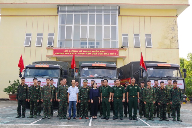 View -             Tập đoàn Kim Oanh hỗ trợ trên 5 tỉ đồng giúp đồng bào vùng bão lũ Miền Bắc khắc phục khó khăn    