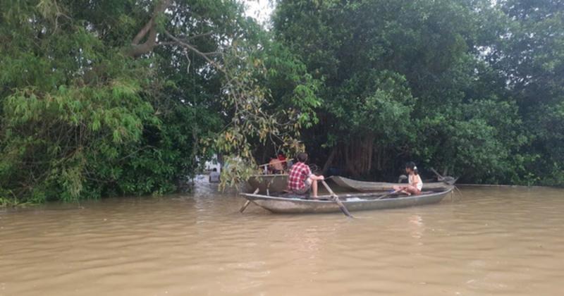             Mưa ngớt, nước lũ trên các sông ở Hà Tĩnh rút nhanh    