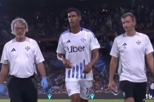             Trung vệ Raphael Varane cân nhắc treo giày vĩnh viễn    