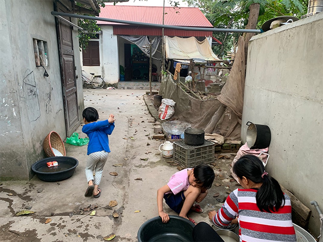 View -             Cuộc sống của cặp đôi đũa lệch 'bác - cháu' sau 14 năm hôn nhân    