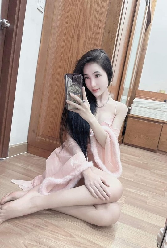 View -             Đằng sau cuộc sống sang chảnh của hot girl ma túy DJ Bé Vi    