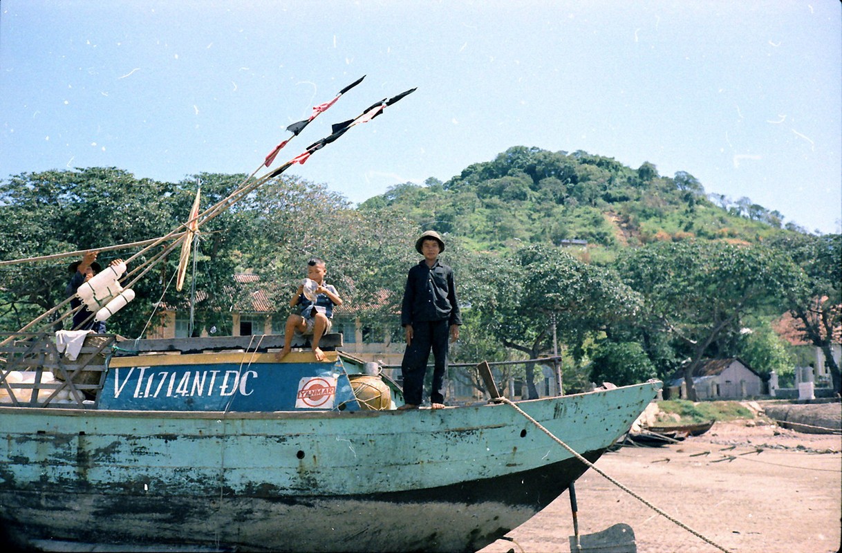 View -             Trẻ em Vũng Tàu năm 1967-1968 qua ống kính người Mỹ    