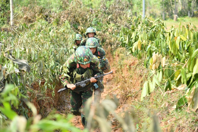             Những hình ảnh tham gia thực binh quy mô lớn ở Phú Quốc    