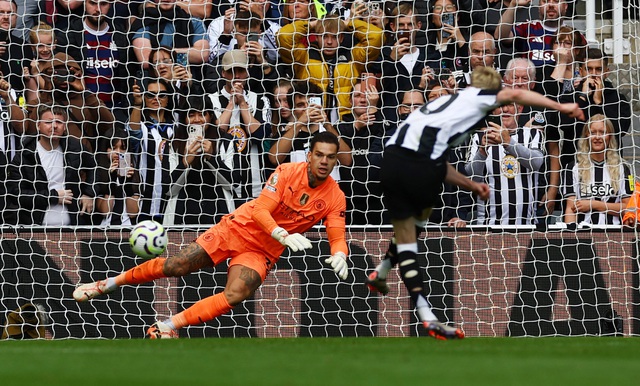             Haaland tịt ngòi tại St.James'Park, Man City mất điểm ngôi đầu    