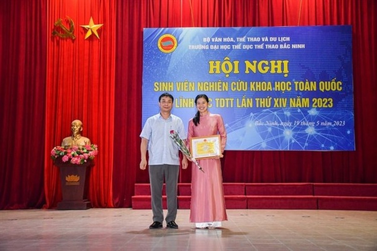 View -             Ánh Viên và loạt VĐV thể thao Việt Nam có học vị cao    