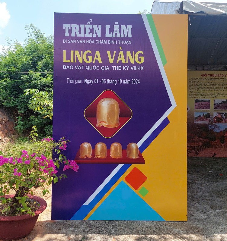 View -             Chi tiết Linga vàng Bình Thuận được công nhận Bảo vật quốc gia    