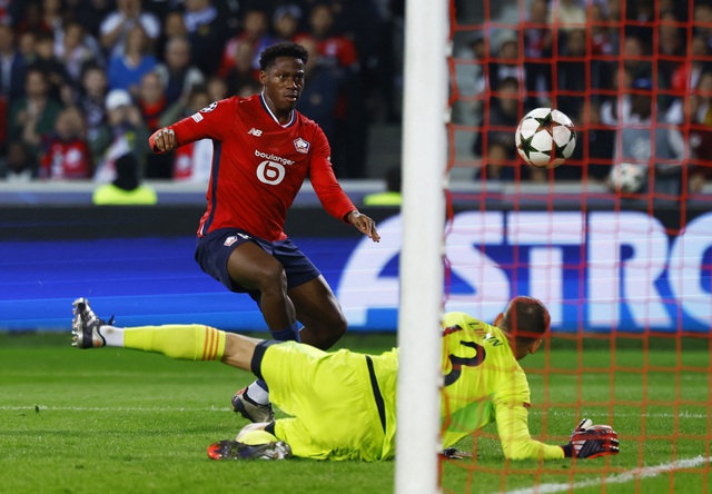             Bayern Munich và Real Madrid rủ nhau thua sốc tại Champions League    