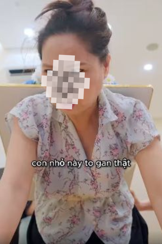 View -             Phim ngắn mẹ giả làm cái bàn bắt gian con dâu gây xôn xao    