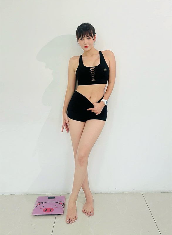 View -             Thanh Hương mặc gợi cảm khoe body bốc lửa    