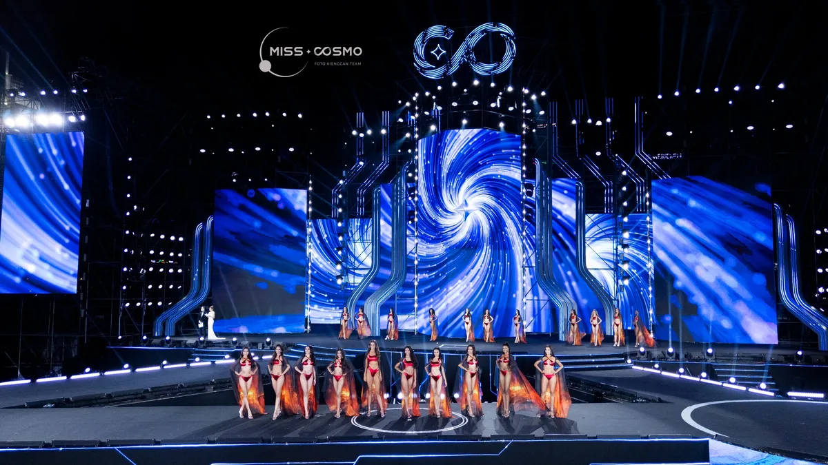 View -             Người đẹp Indonesia đăng quang Miss Cosmo 2024    