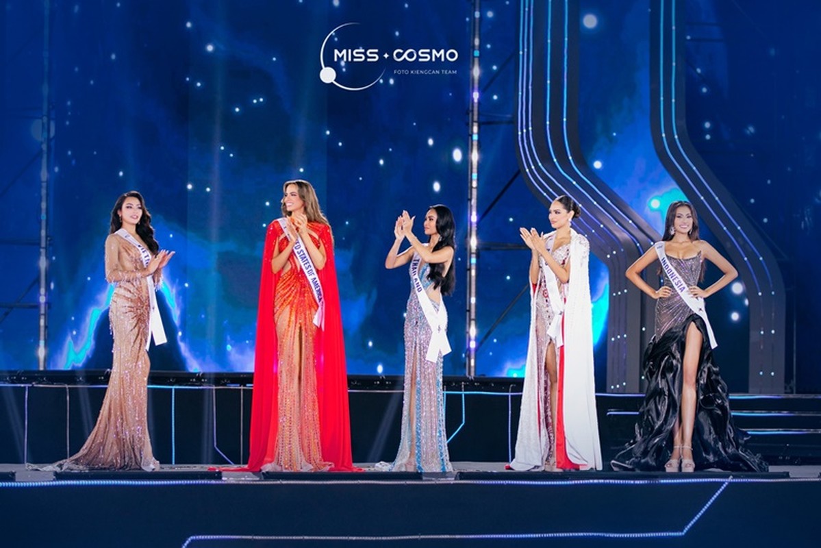 View -             Nhan sắc cô gái đăng quang Miss Cosmo 2024 ở Việt Nam    