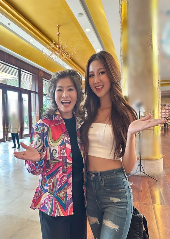             Quế Anh khoe vẻ gợi cảm khi thi Miss Grand International 2024    