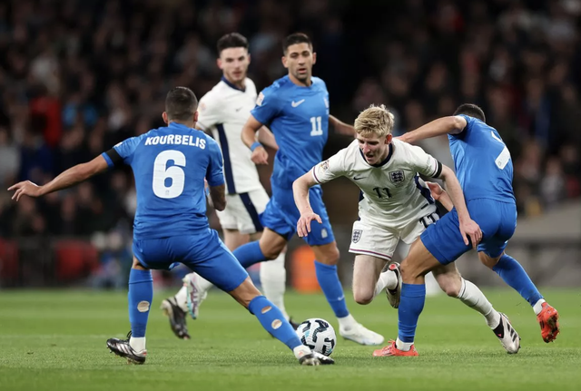 View -             Thủng lưới phút bù giờ, tuyển Anh nhận thất bại sốc Nations League    