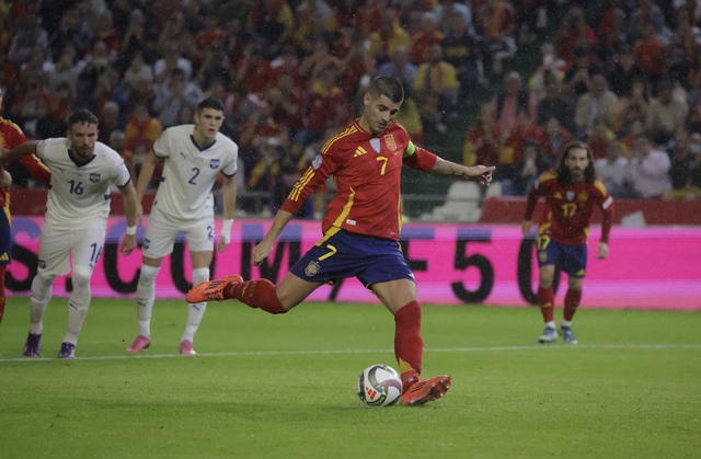 View -             Tây Ban Nha bùng nổ, chiếm ngôi đầu vòng bảng Nations League    