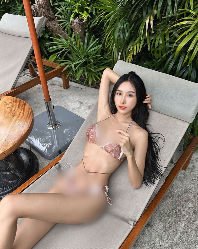 View -             Phong cách gợi cảm của hot girl học đường Thái Lan    