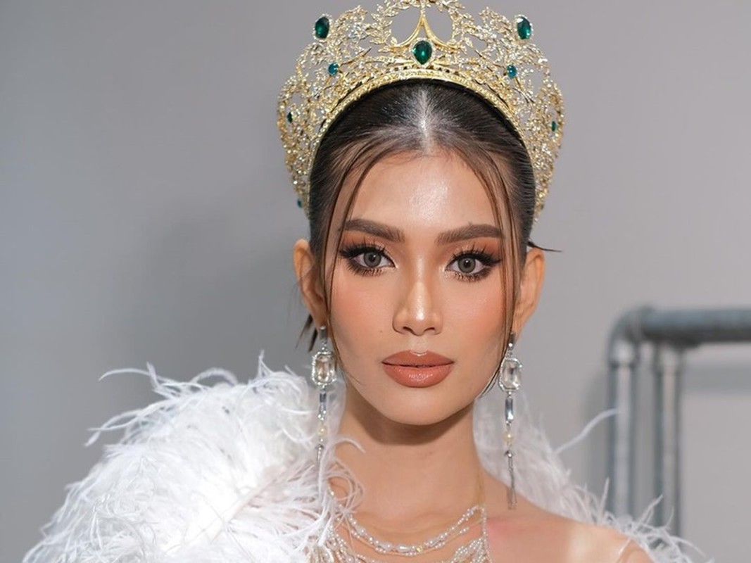 View -             Á hậu 1 Miss Grand International 2023 tố bị ép ngủ với đại gia    