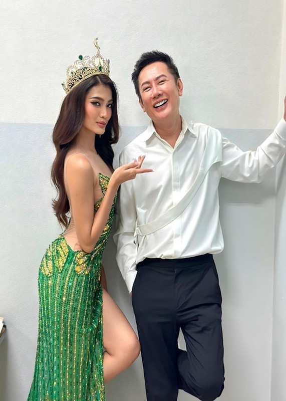 View -             Á hậu 1 Miss Grand International 2023 tố bị ép ngủ với đại gia    