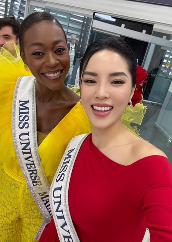 View -             Kỳ Duyên ghi điểm khi vừa nhập cuộc Miss Universe 2024    