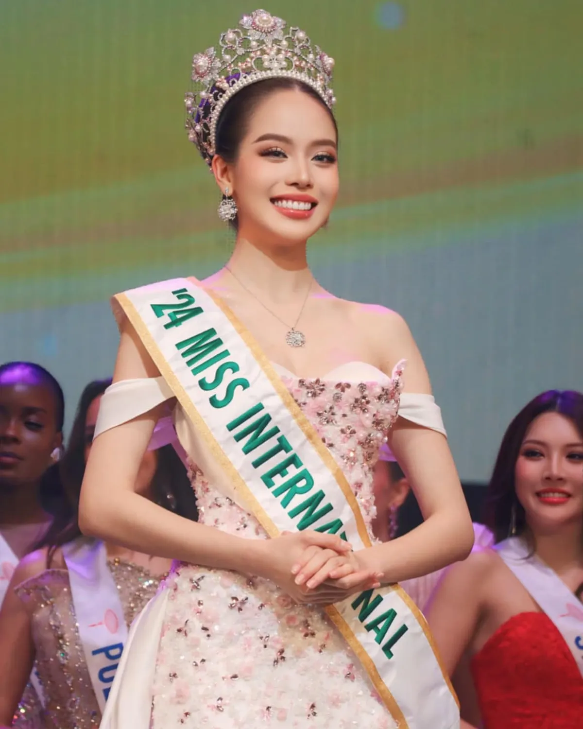 View -             Nhan sắc đời thường của Miss International 2024 Thanh Thủy    