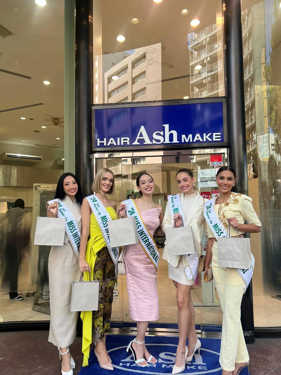 View -             Hoa hậu Quốc tế 2024 Thanh Thuỷ chia sẻ, Kỳ Duyên duyên dáng tại Miss Universe    