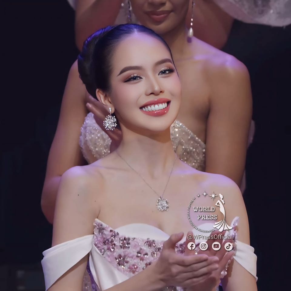 View -             Hoa hậu Quốc tế 2024 Thanh Thuỷ chia sẻ, Kỳ Duyên duyên dáng tại Miss Universe    