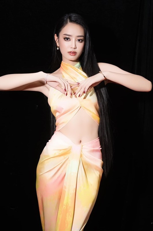 View -             Nhan sắc Á hậu Bùi Khánh Linh thi Miss Intercontinental 2024    