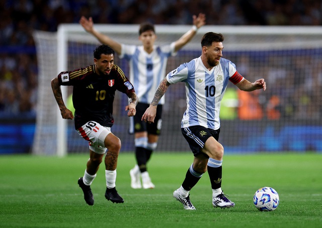 View -             Messi khép lại năm 2024 bằng pha kiến tạo, Argentina thắng đội chót bảng Peru    