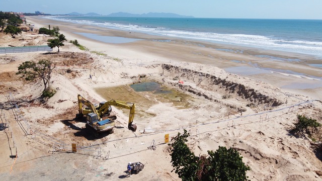 View -             Hiện trạng Bãi Sau Vũng Tàu sau gần 1 tháng 'bắt tay vào làm mới'    