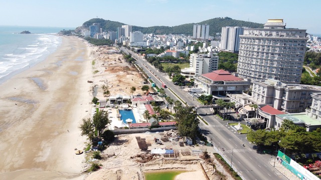 View -             Hiện trạng Bãi Sau Vũng Tàu sau gần 1 tháng 'bắt tay vào làm mới'    