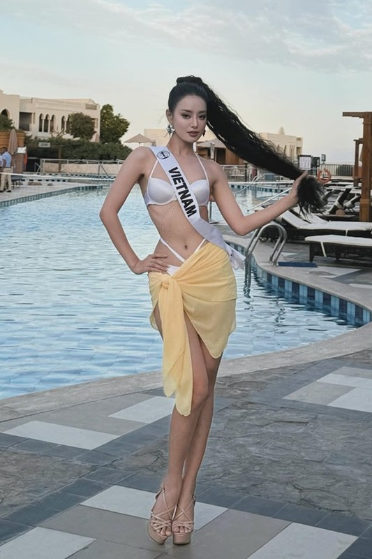 View -             Bùi Khánh Linh diện bikini nóng bỏng ở Miss Intercontinental 2024    