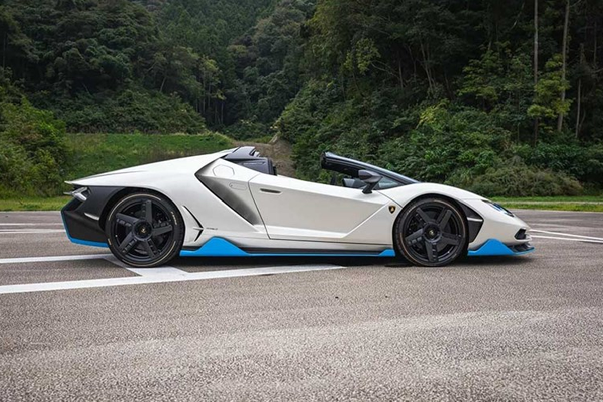 View -             Centenario Roadster triệu đô mừng sinh nhật Ferruccio Lamborghini    