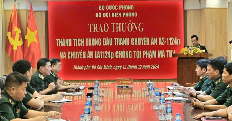             Thưởng nóng các đơn vị triệt phá thành công 2 chuyên án ma túy lớn    