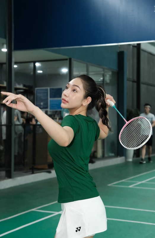 View -             Mỹ nhân cầu lông 14 năm gây bất ngờ chuyển sang chơi pickleball    