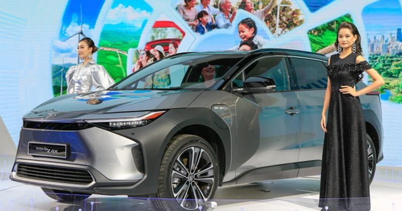             Toyota bZ4X chạy điện có thể sẽ được đổi tên vào năm 2026?    